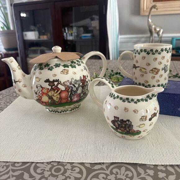 Boyds Bears Paul Cardew 25th Anniversary Porcelain Teapot, Mug and Creamer Lot - Picture 4 of 9